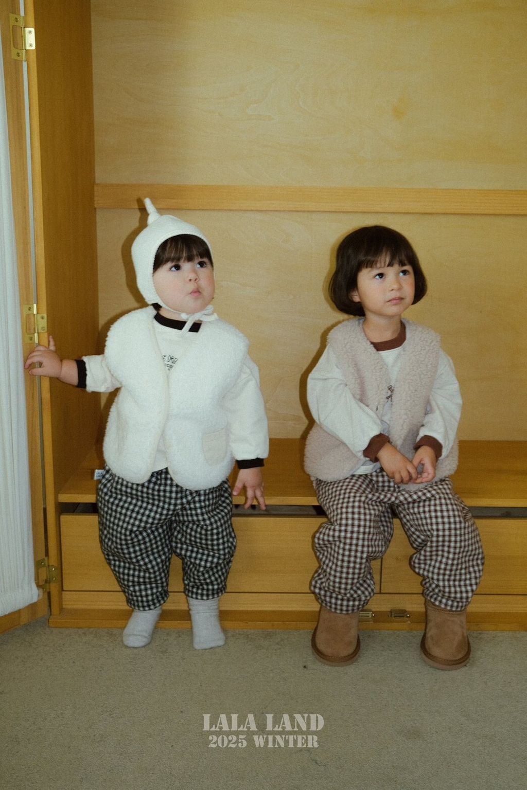 LINE_ALBUM_2025w_lalaland_251120_22