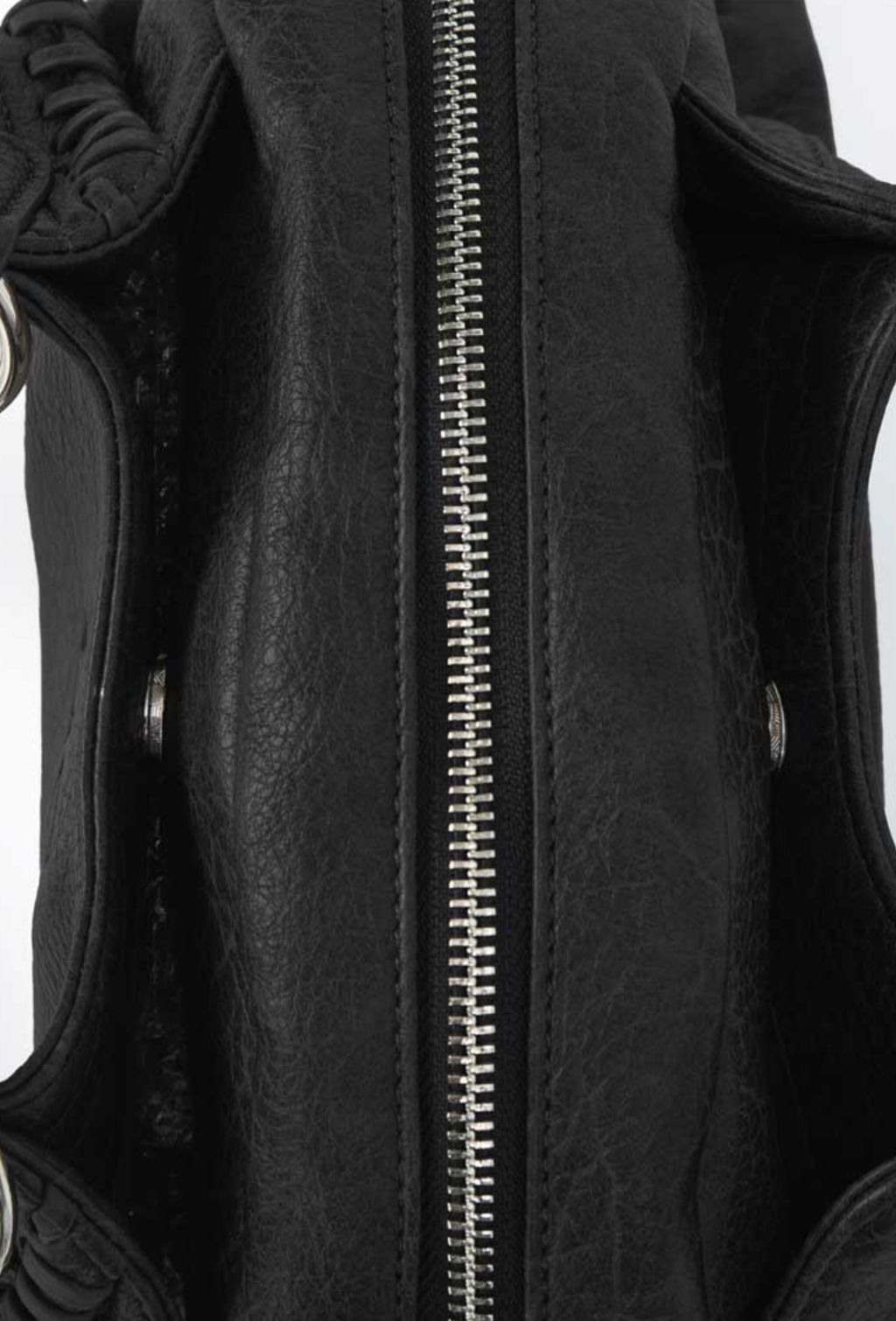 image_1640BE19-6CB2-441C-A2C8-F3DD4BE34610_1763658439