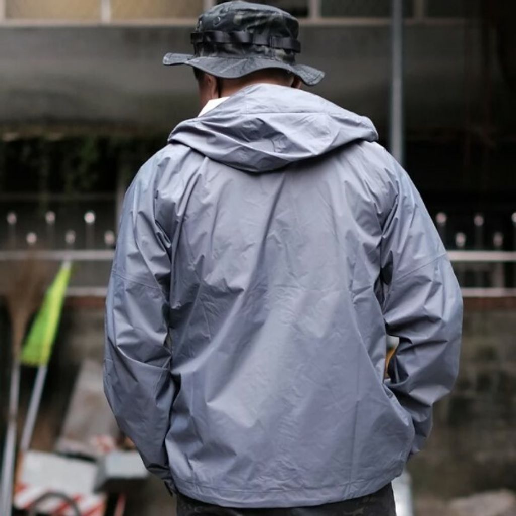 全境防雨風衣-輕量款共6色-鐵灰3.jpg