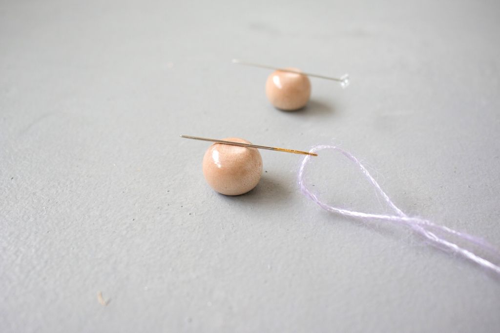 59952_Seeknit Magnetic Needle Keeper Wood Ball_image2_2023-11-7