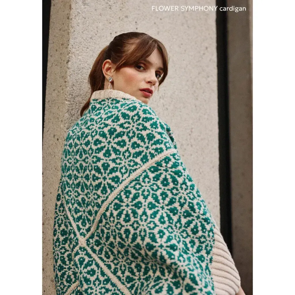 GABO-WOOL-04-FLOWER-SYMPHONY-cardigan-tlo-napis-1024x1024.jpg