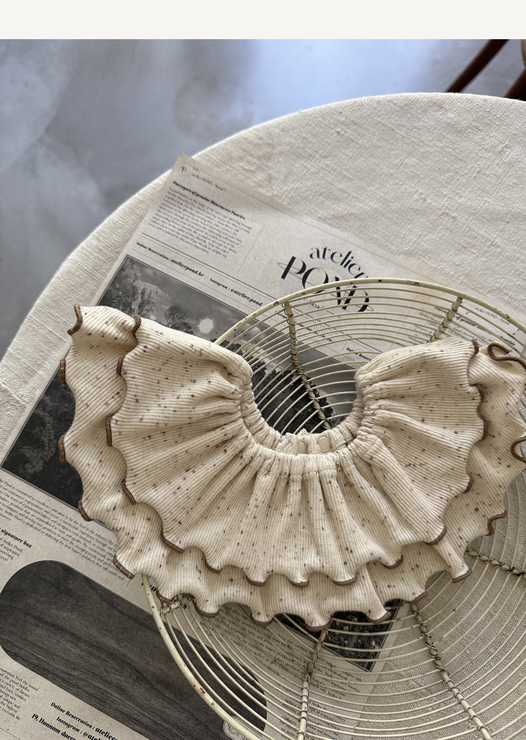 imgi_26_1NEP_FRILL_BIB3