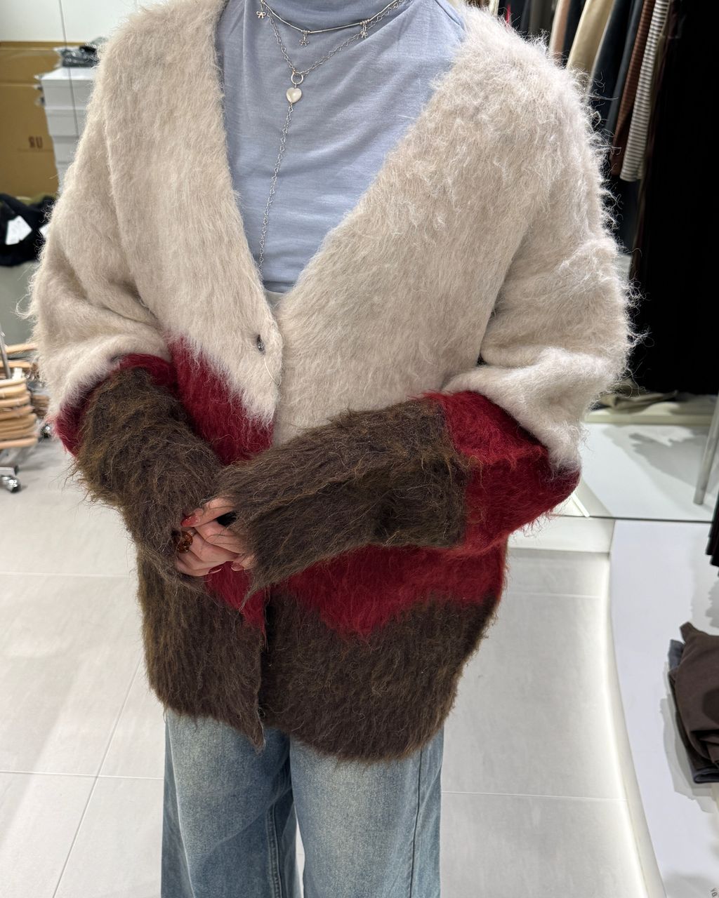 C2AB69C5-E905-42E6-B69D-F4714CDF8344