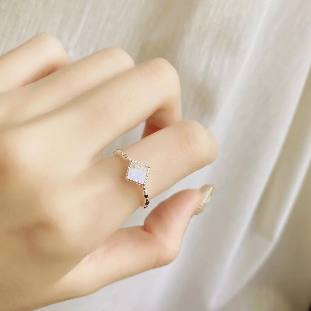 C7B1959D-C4BD-4FF4-AB00-57B11B7A8925