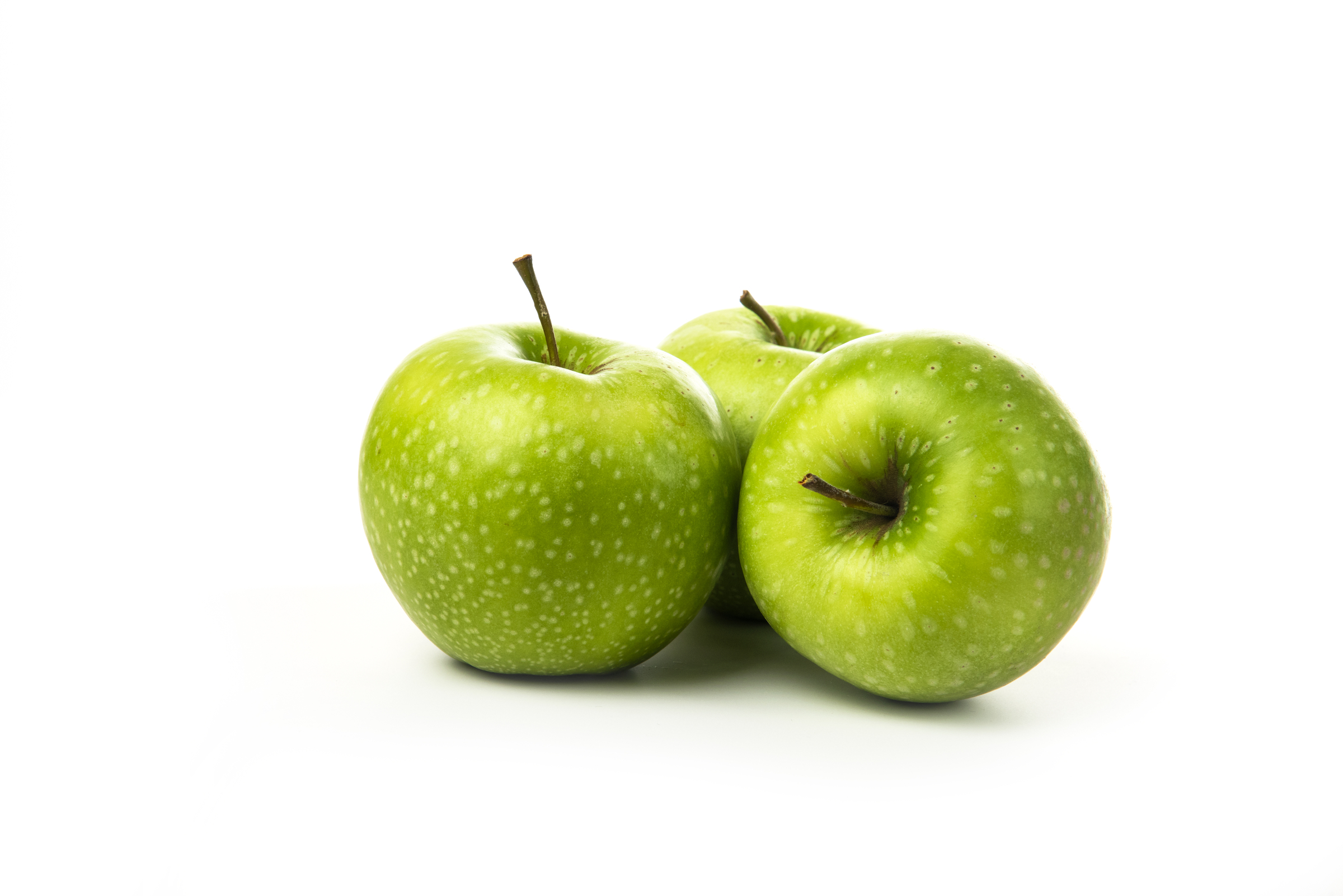 green-apples-isolated-white.jpg