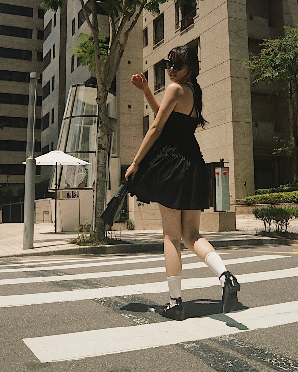 1292D4EF-2A80-472E-B6B8-099FF49AE5D6