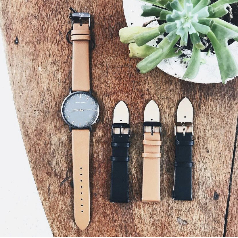 The horse mini on sale watch