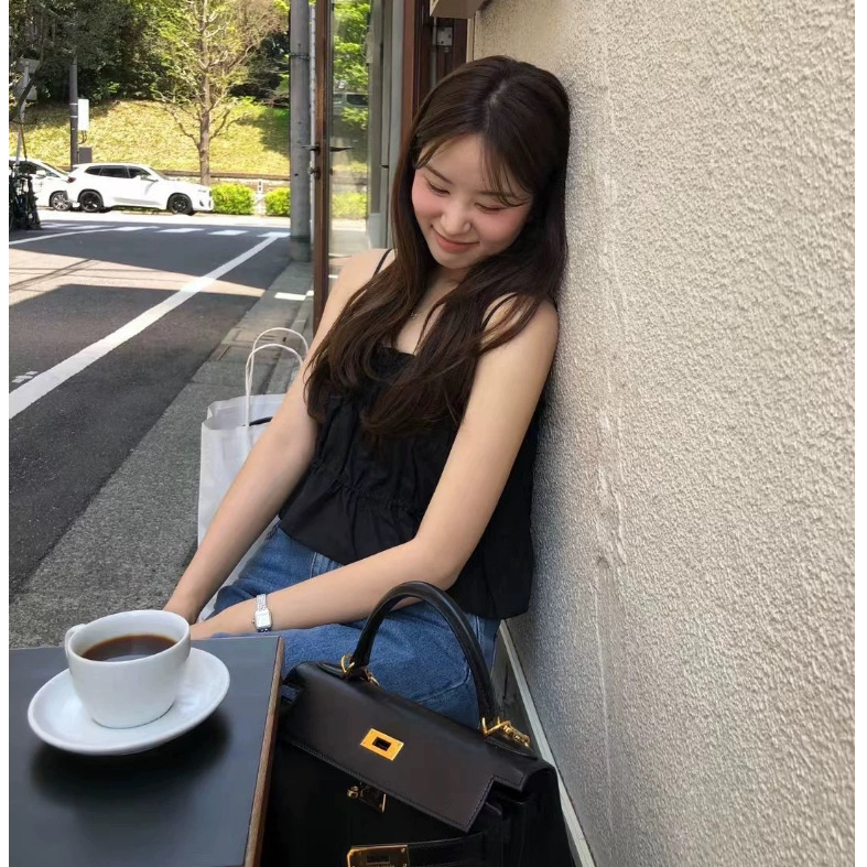 tw-11134207-7ra0o-mc61a04fj0wy2b