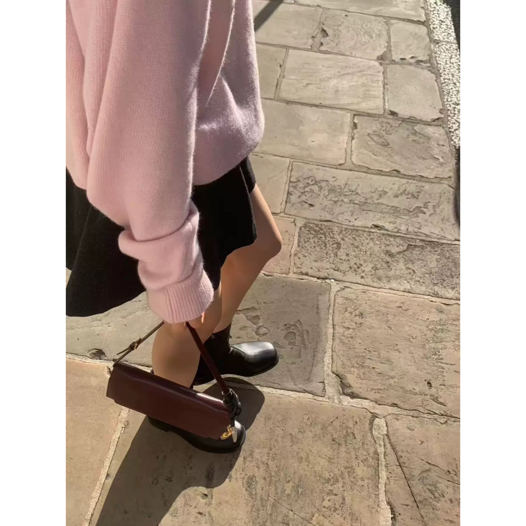 tw-11134207-81ztc-mei0utdmzuo3fb