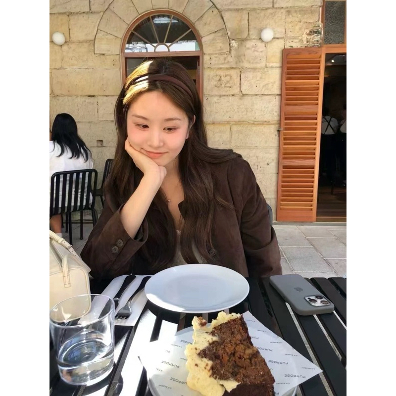 tw-11134207-7rbk1-m6wj3js125t0d0