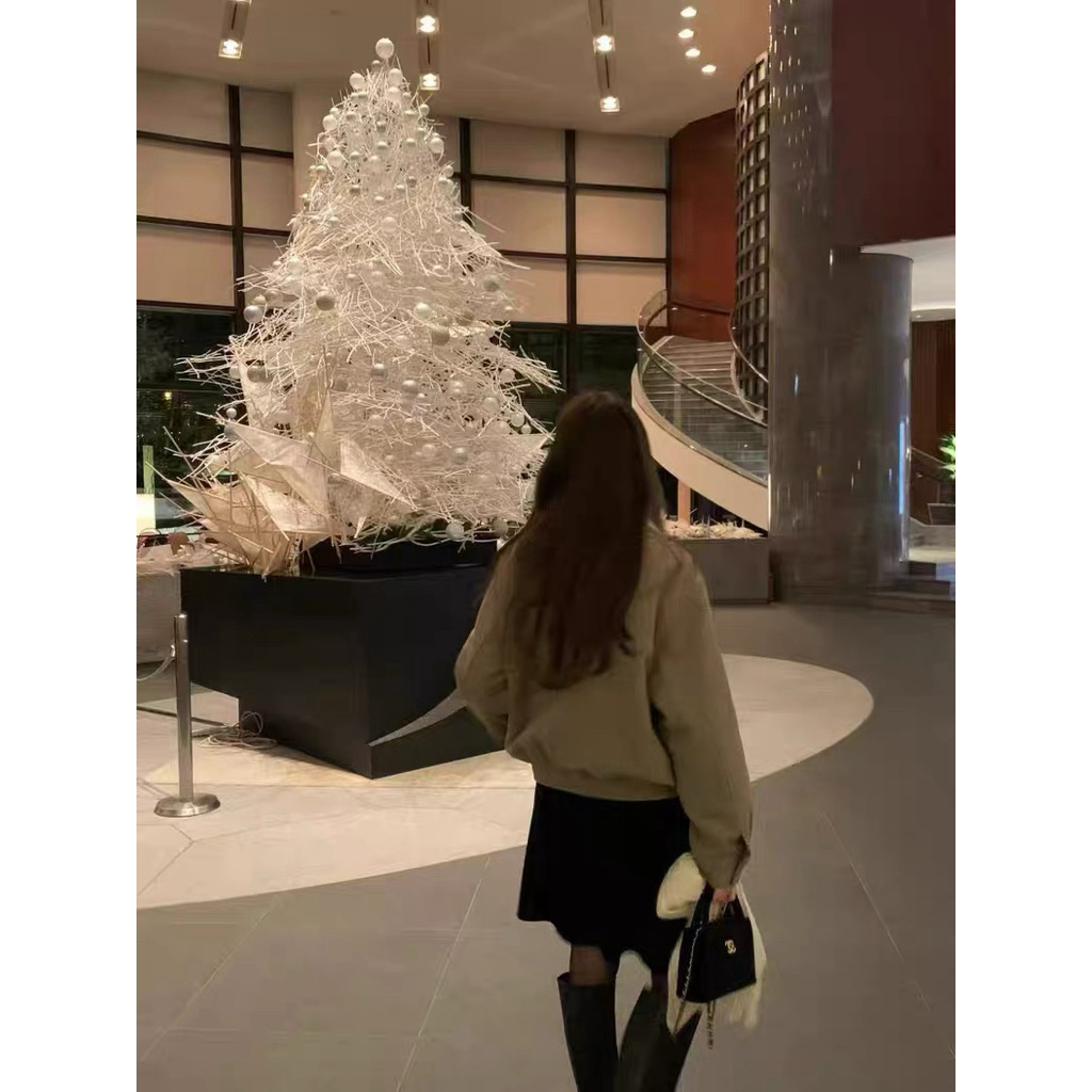 tw-11134207-81zto-mii6os3poq9z72