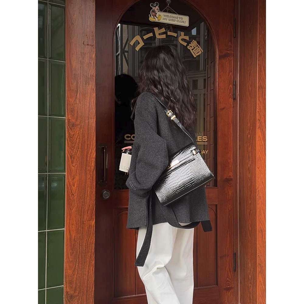 tw-11134207-81ztm-mifmqc4ixix06c