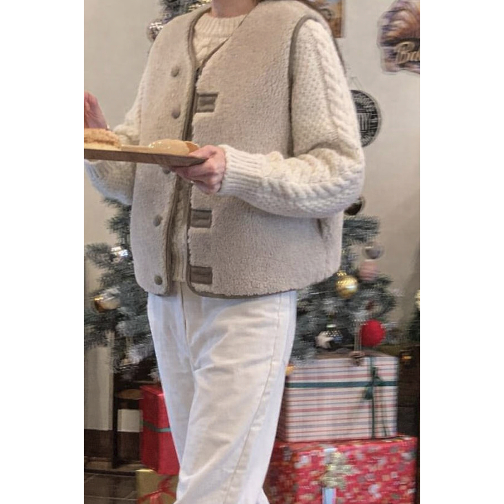 tw-11134207-820l6-mk21v5cponwm7c