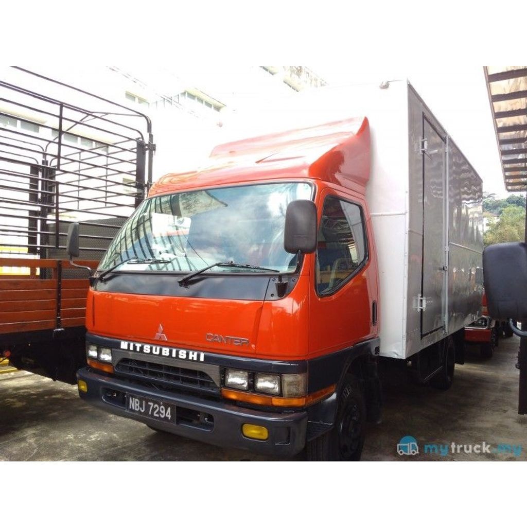 Mitsubishi canter fe638 Mitsubishi canter fe638