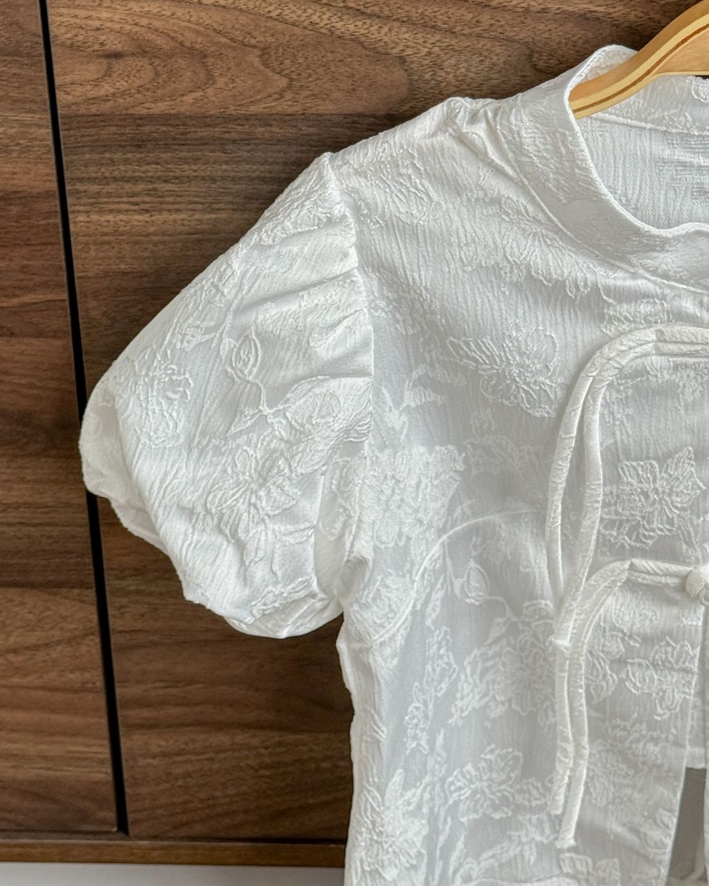 4DB773AA-DB56-41D3-B667-BCDFA3AA8FE9