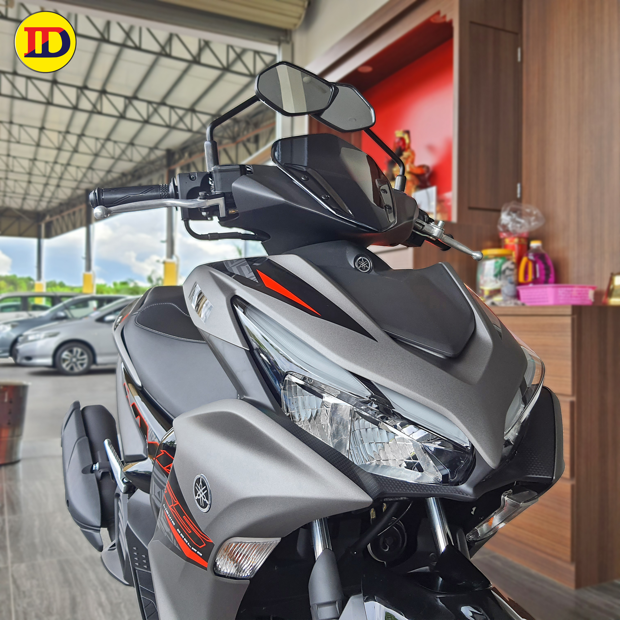 Yamaha NVX 155 Standard – INTI DERAS BIKE SDN BHD