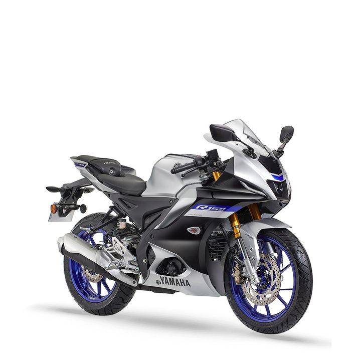 R15M SILVER 1