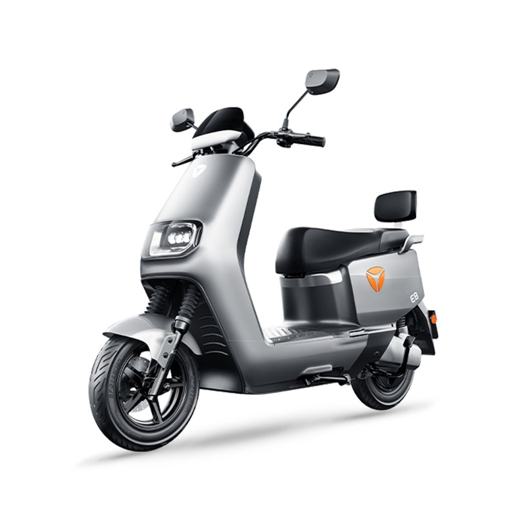 Yadea E8S Pro Silver web
