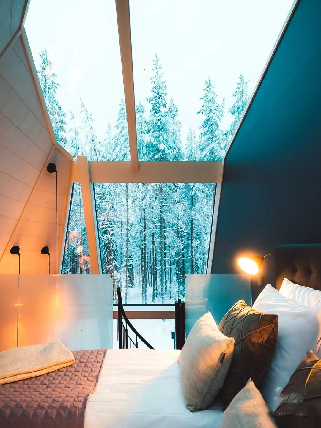 glass resort Rovaniemi, Finland plango travel_travel_itinerary_travel_planner