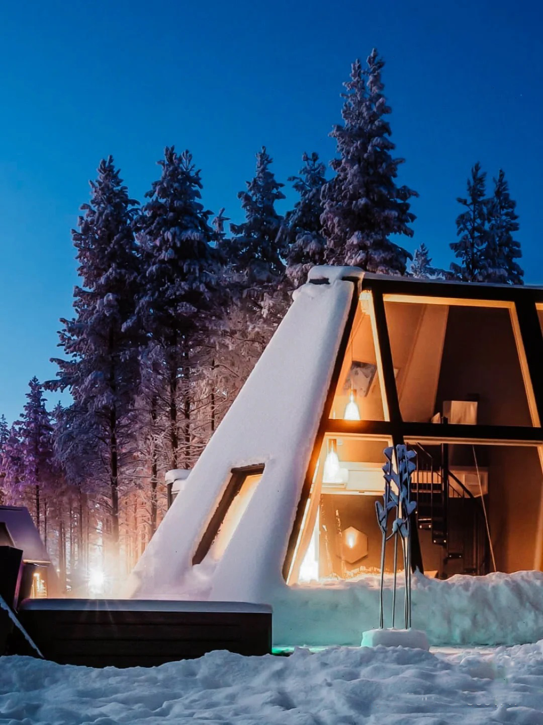 glass resort Rovaniemi, Finland plango travel_travel_itinerary_travel_planner