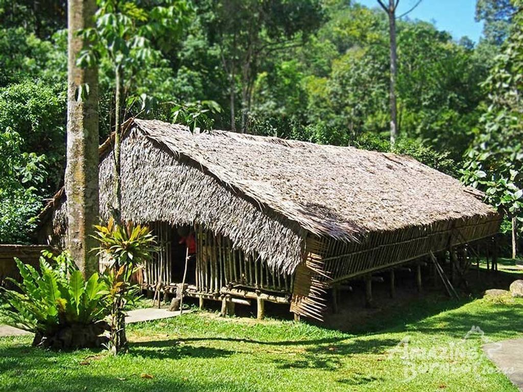 mari-mari-cultural-village-longhouse-sabah.jpg