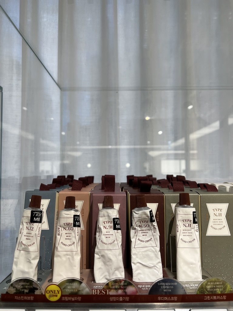 9BA91703-8277-48F0-B9E0-F4760895B86A_1_105_c