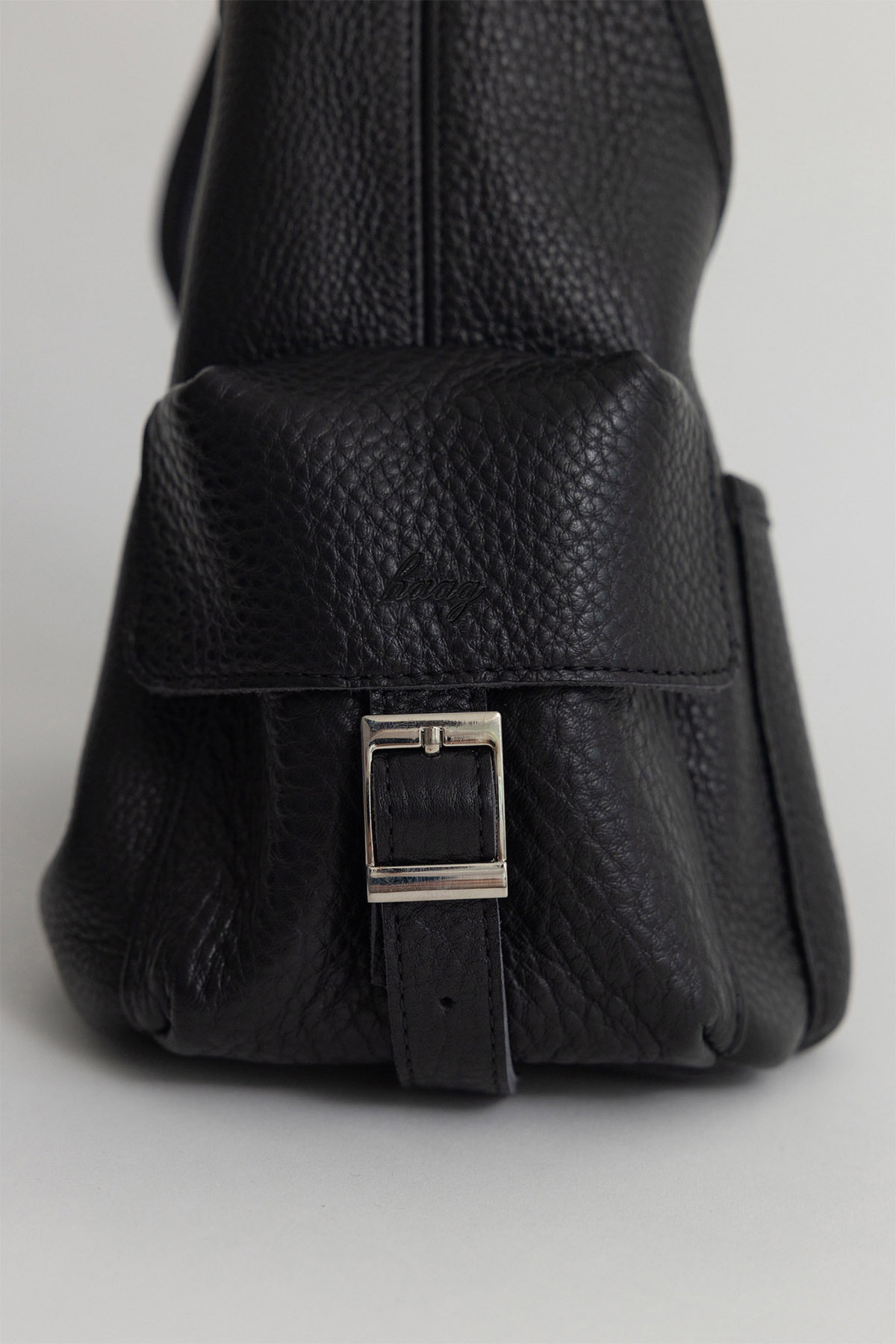 a20tria20bag28black29-cutout5
