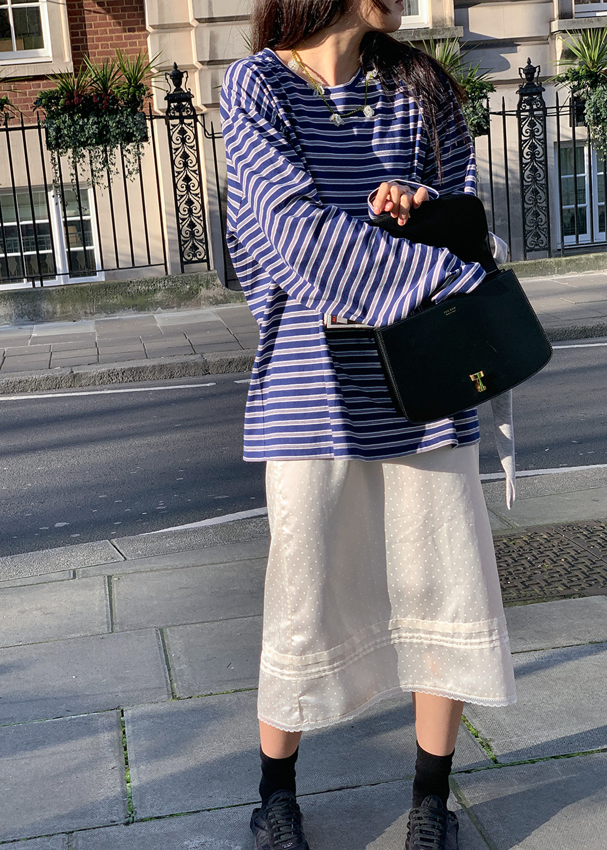 81f2650b45fe4380ae6badec27503099