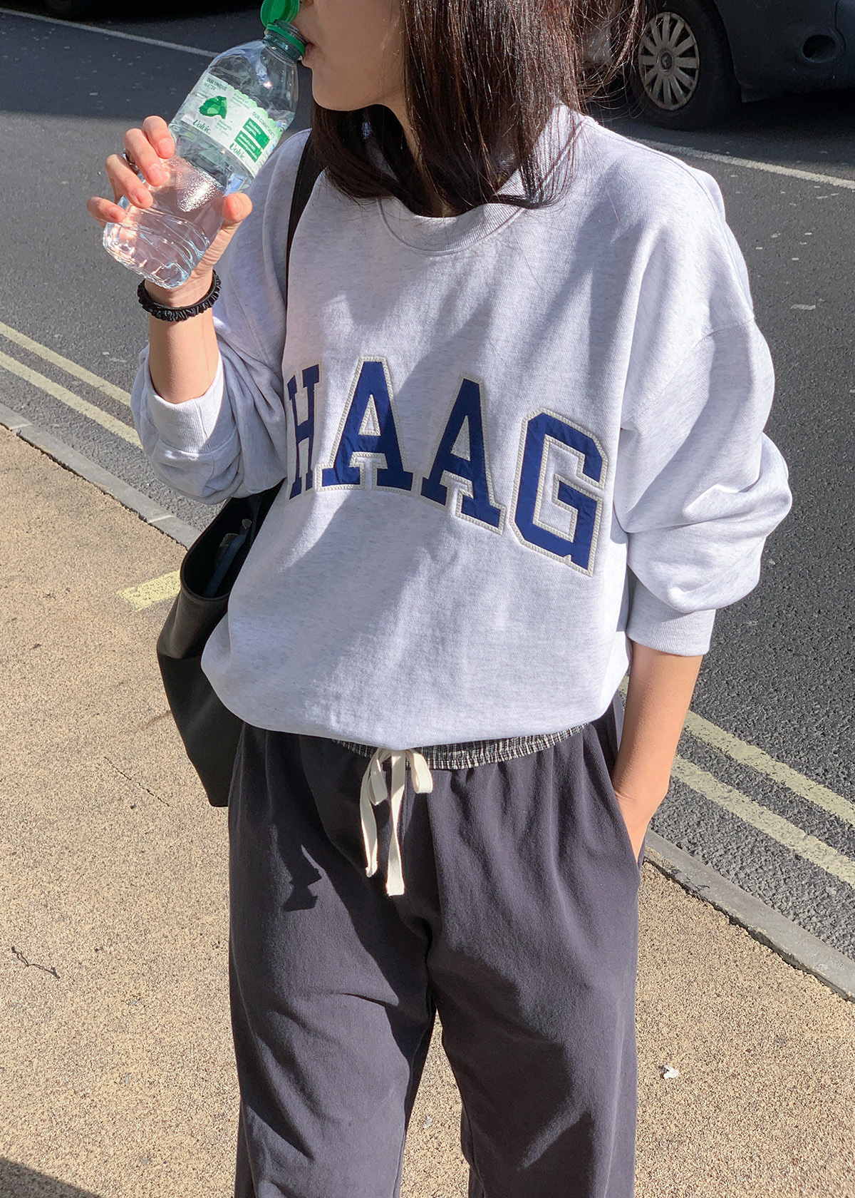 copy-1742215564-a20haag20sweatshirt28light20grey29-description8