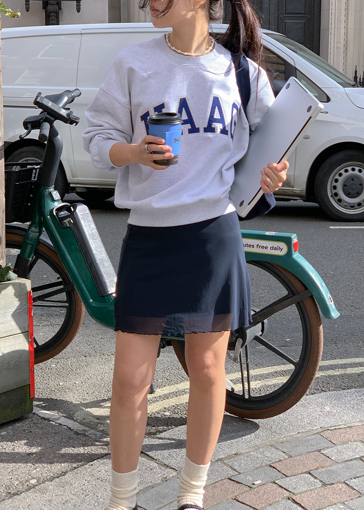 copy-1742215564-a20haag20sweatshirt28light20grey29-description4