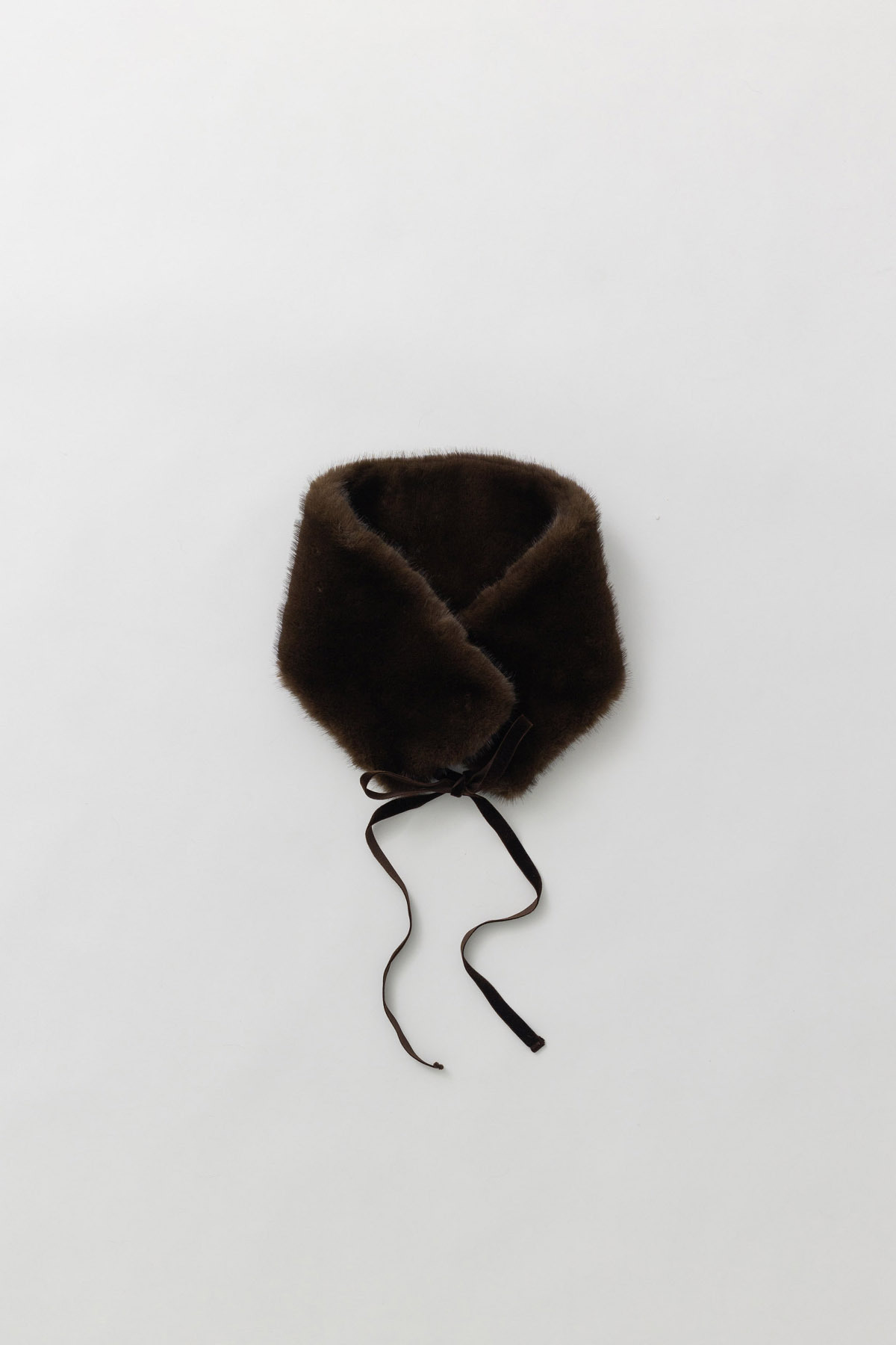 a20fur20muffler28deep20brown29-cutout1