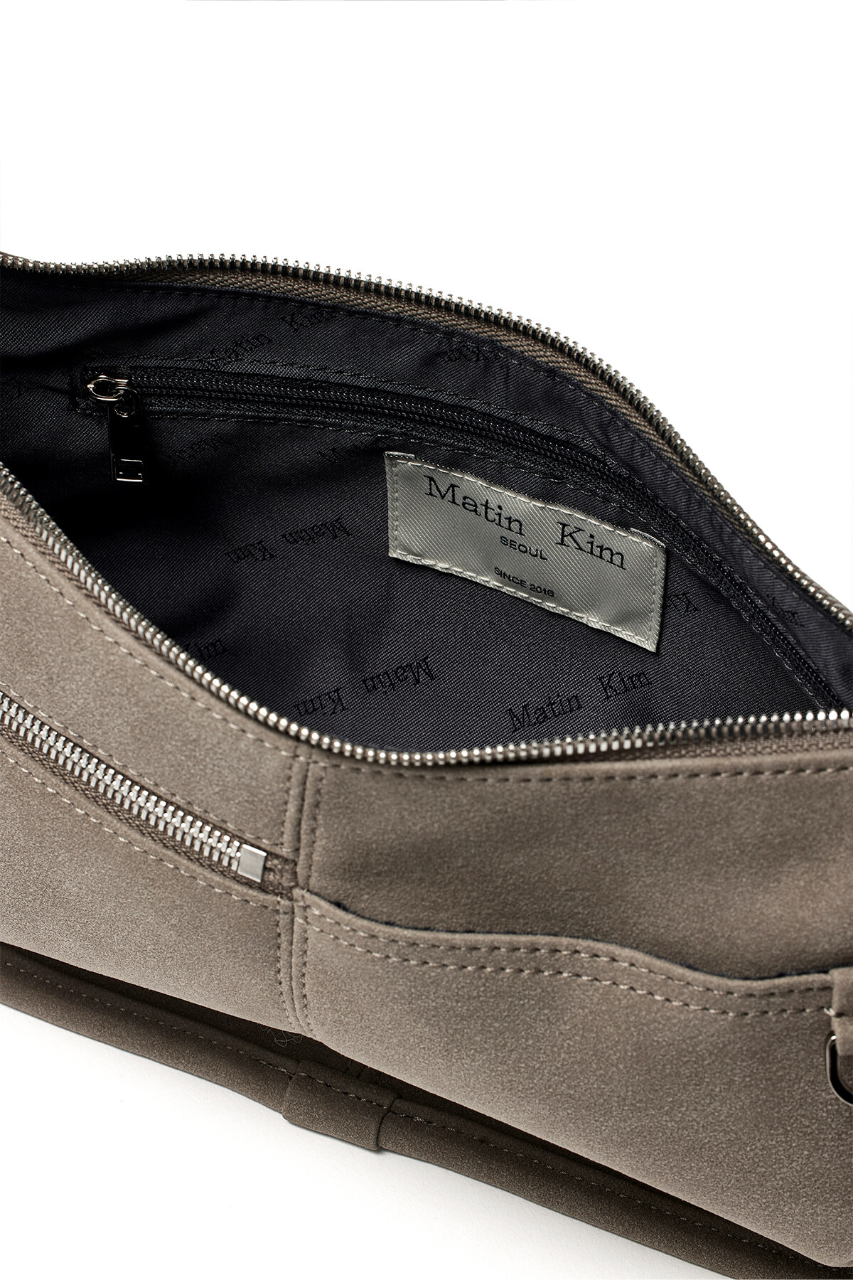 01bbcd588884e6f40e4a9fdf2b0d8116