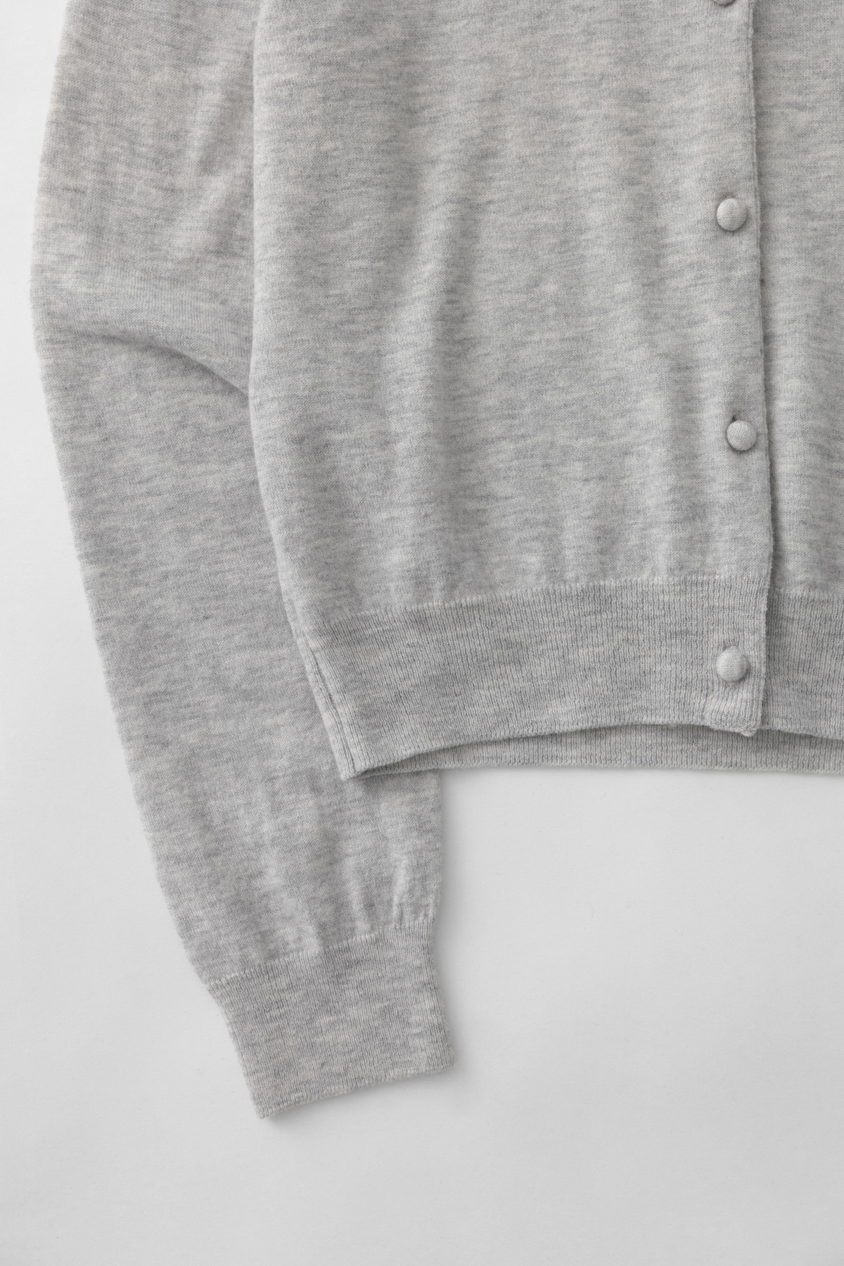 a20beans20cardigan28light20grey29-cutout5