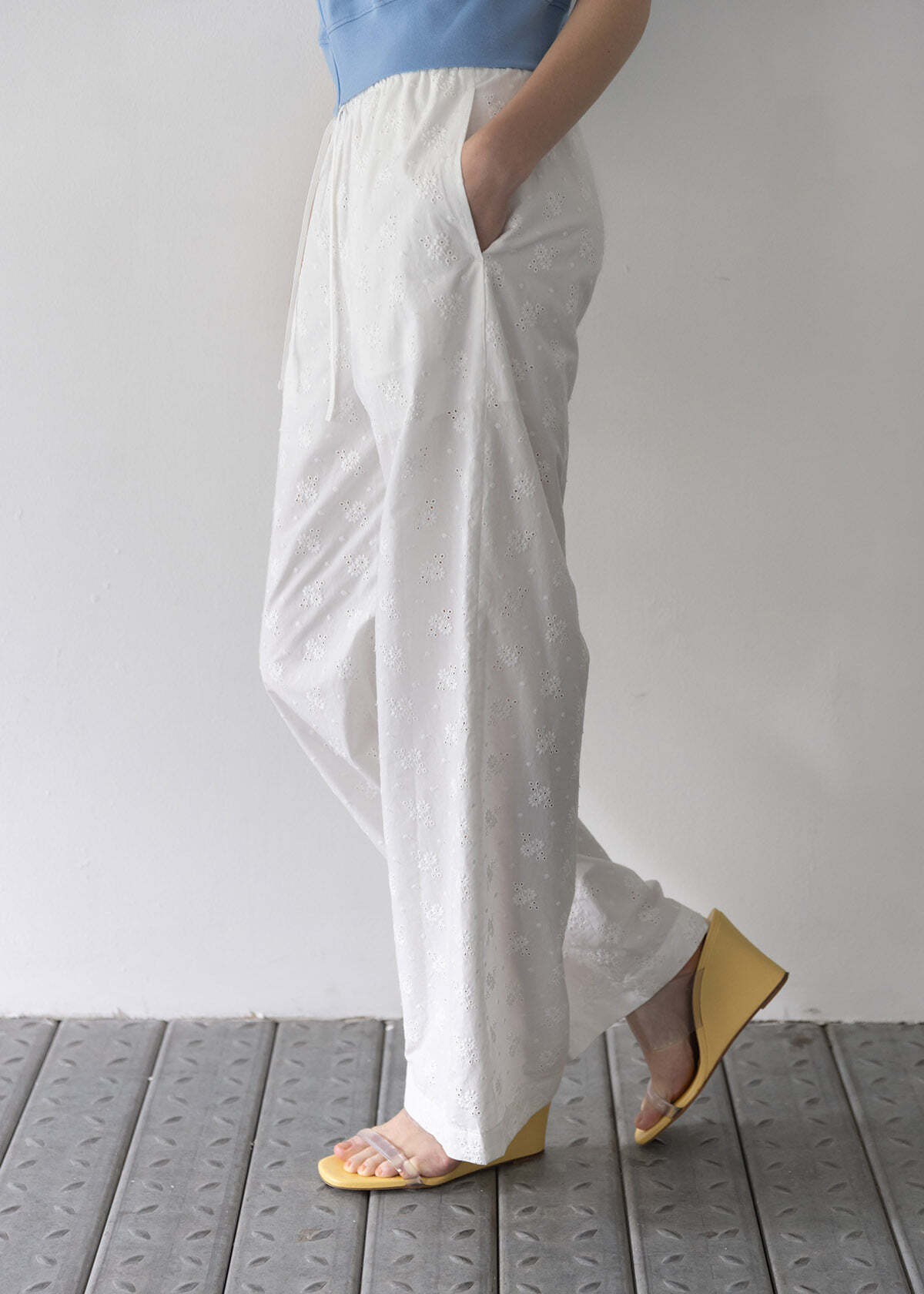 5d1a28bdc13d0c2d66d4d3d3e7c78c16