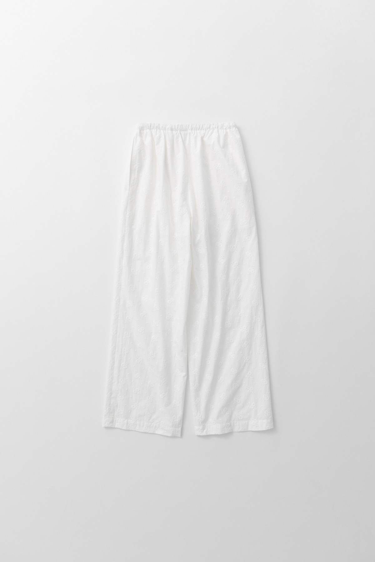 eyelet20pants28white29-cutout5