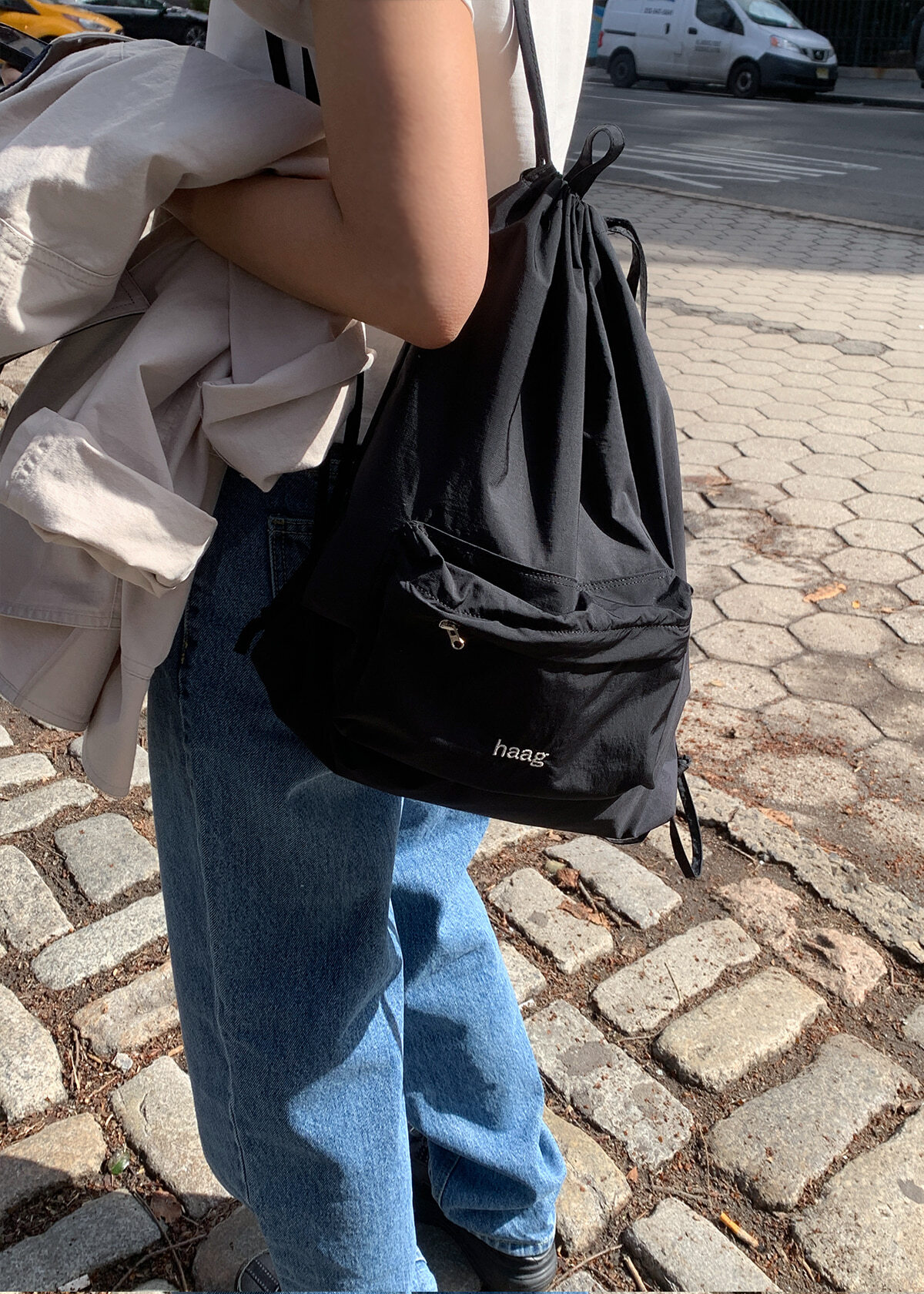 4bf5aa98a664b3e797937e7a076427b4