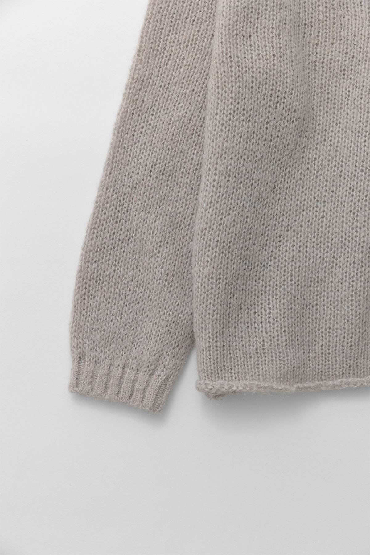 a20deep20V20knit28grey29-cutout3