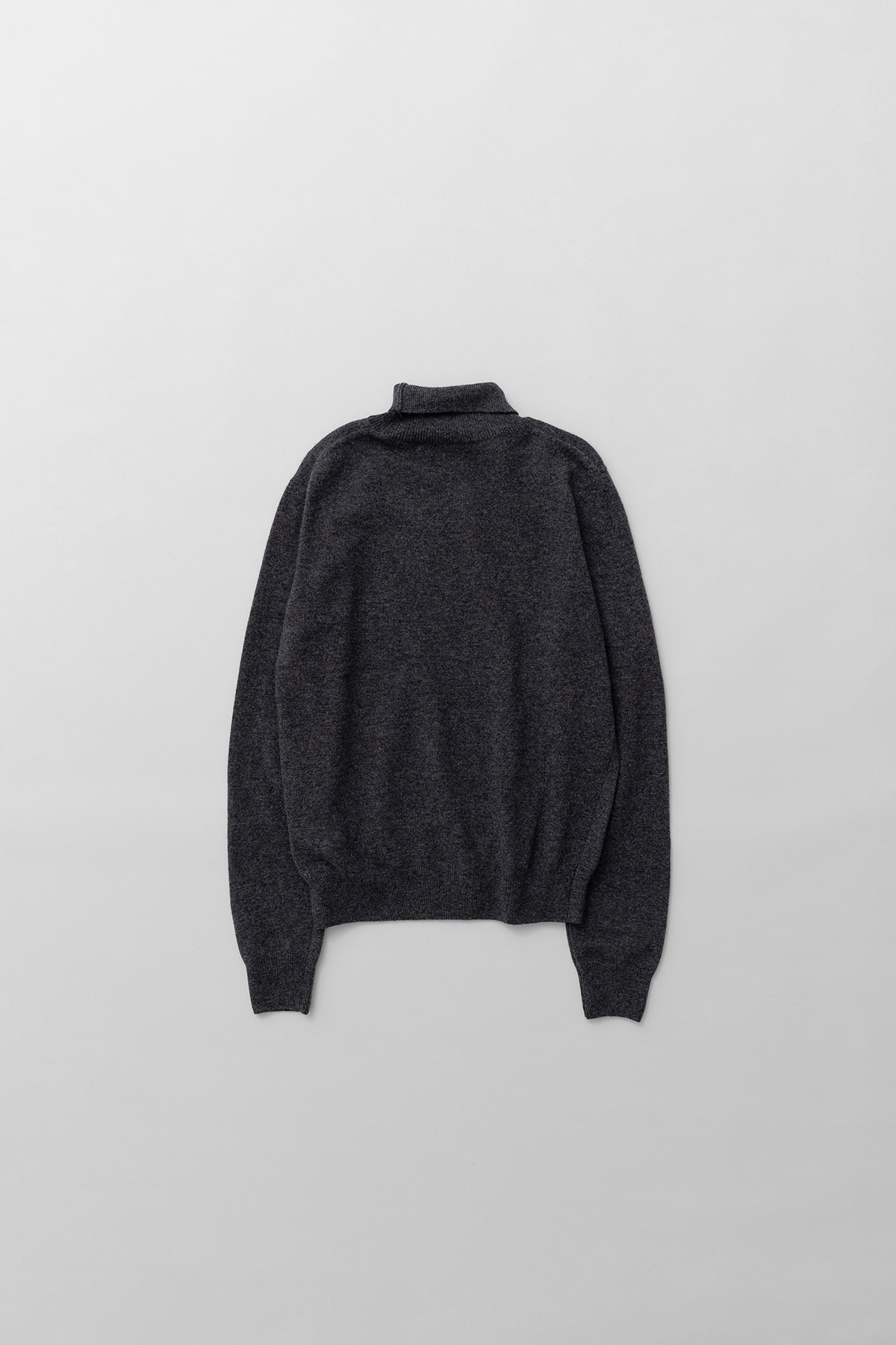a20classic20turtle20neck28charcoal29-cutout2