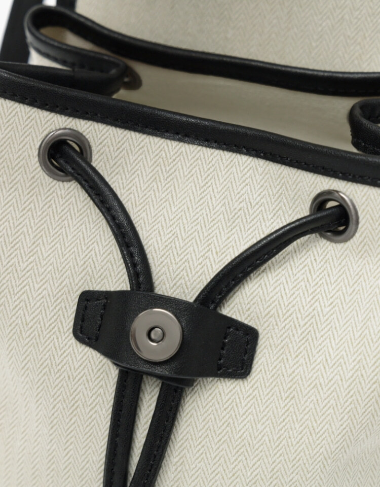 86f512944cf37f0e413befc7ebf43a33