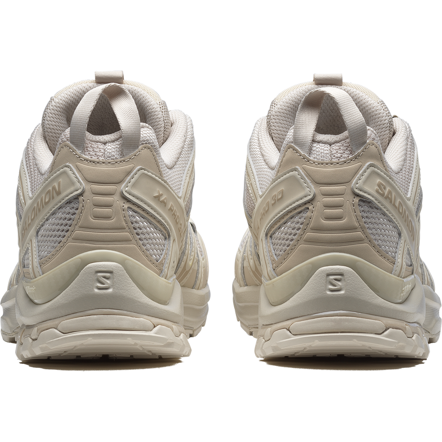 L47739600_12_GHO_XAPRO3DRainyDay_OxfordTan_WarmApricot_900x