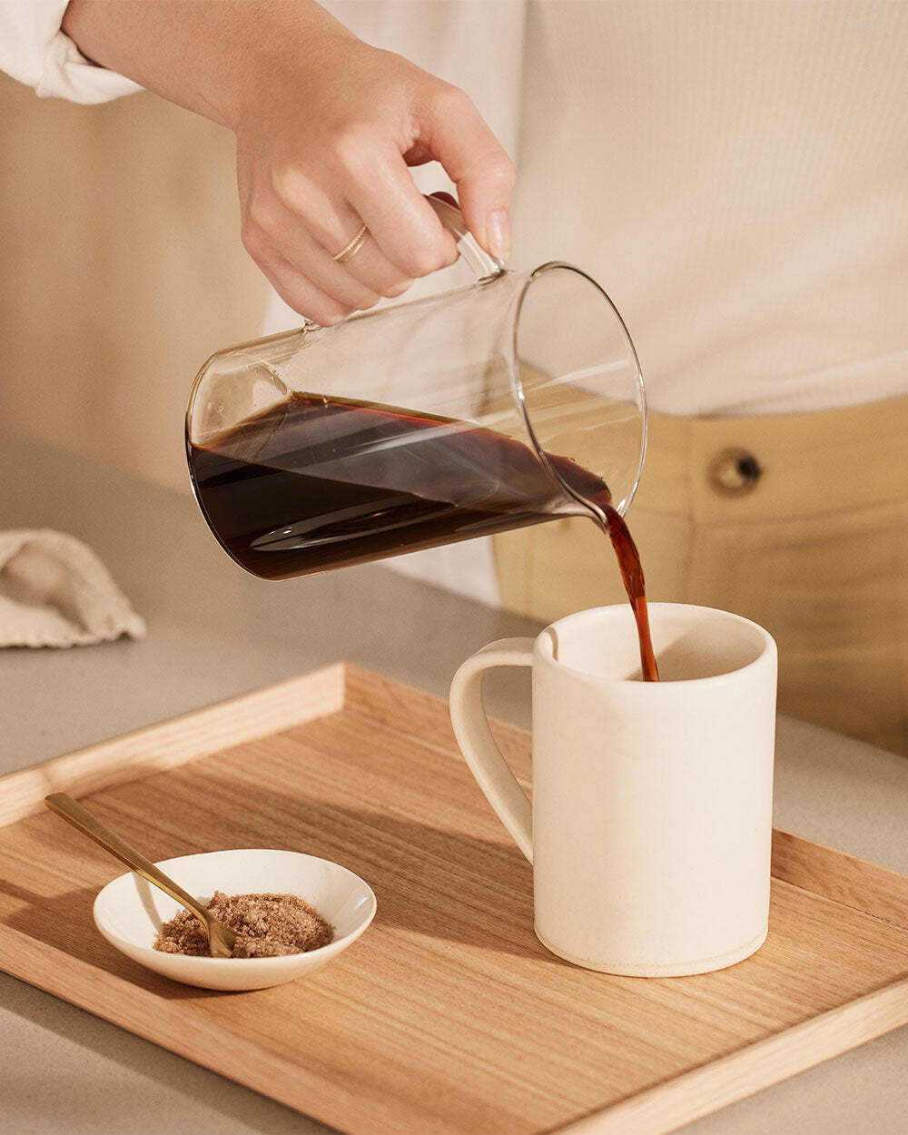 Coffee-Carafe-Hover-M2