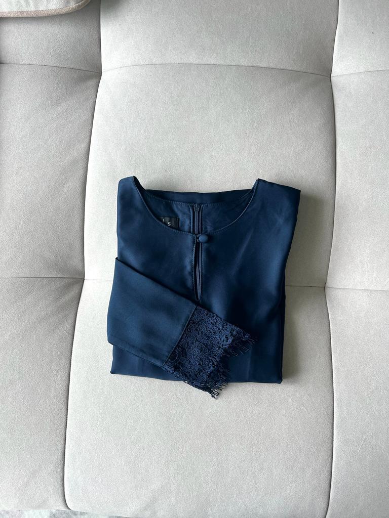 Lily (Button) - Navy Blue