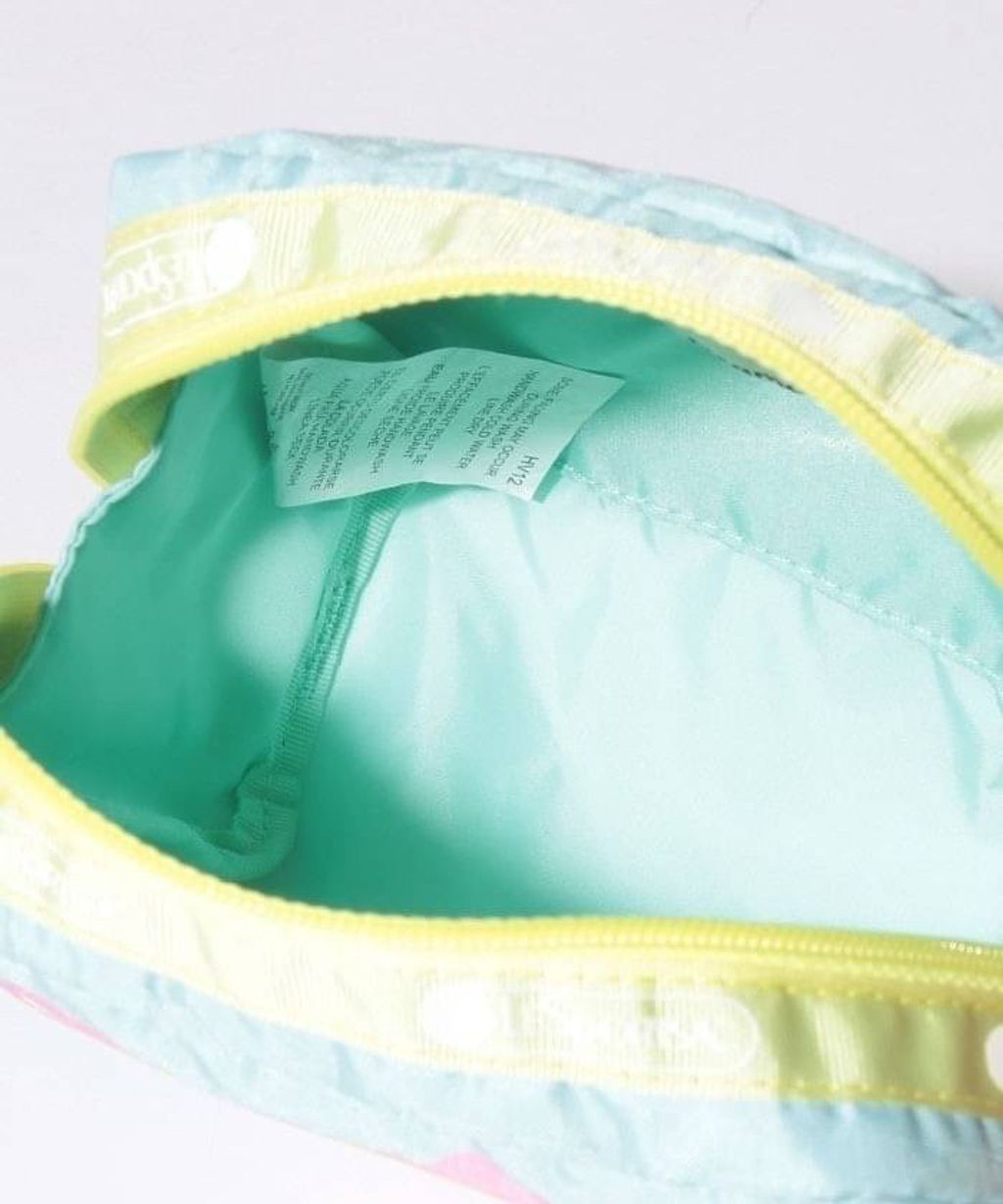 83b86a6f3a3ca417cc8d46a8db0bed7d_exif