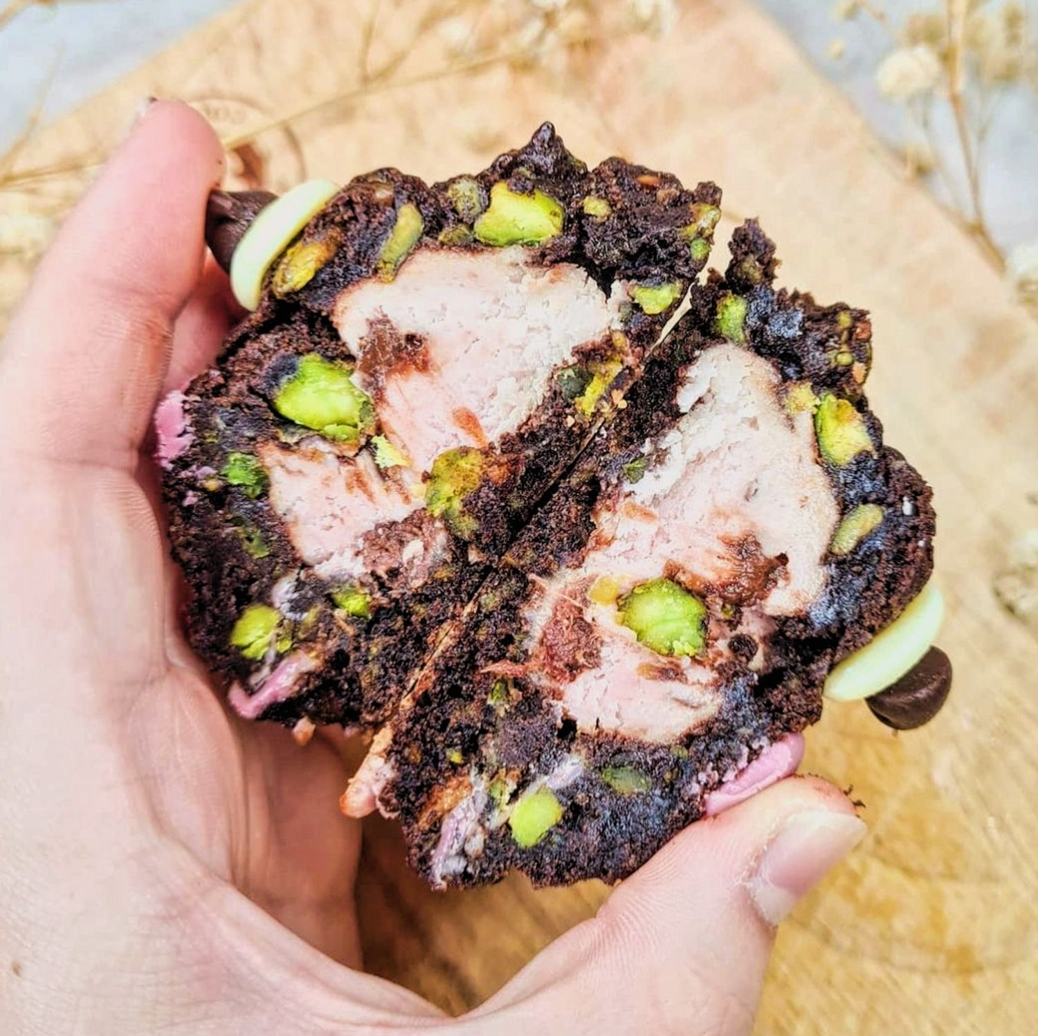 themonstercookie - strawberry chocolate