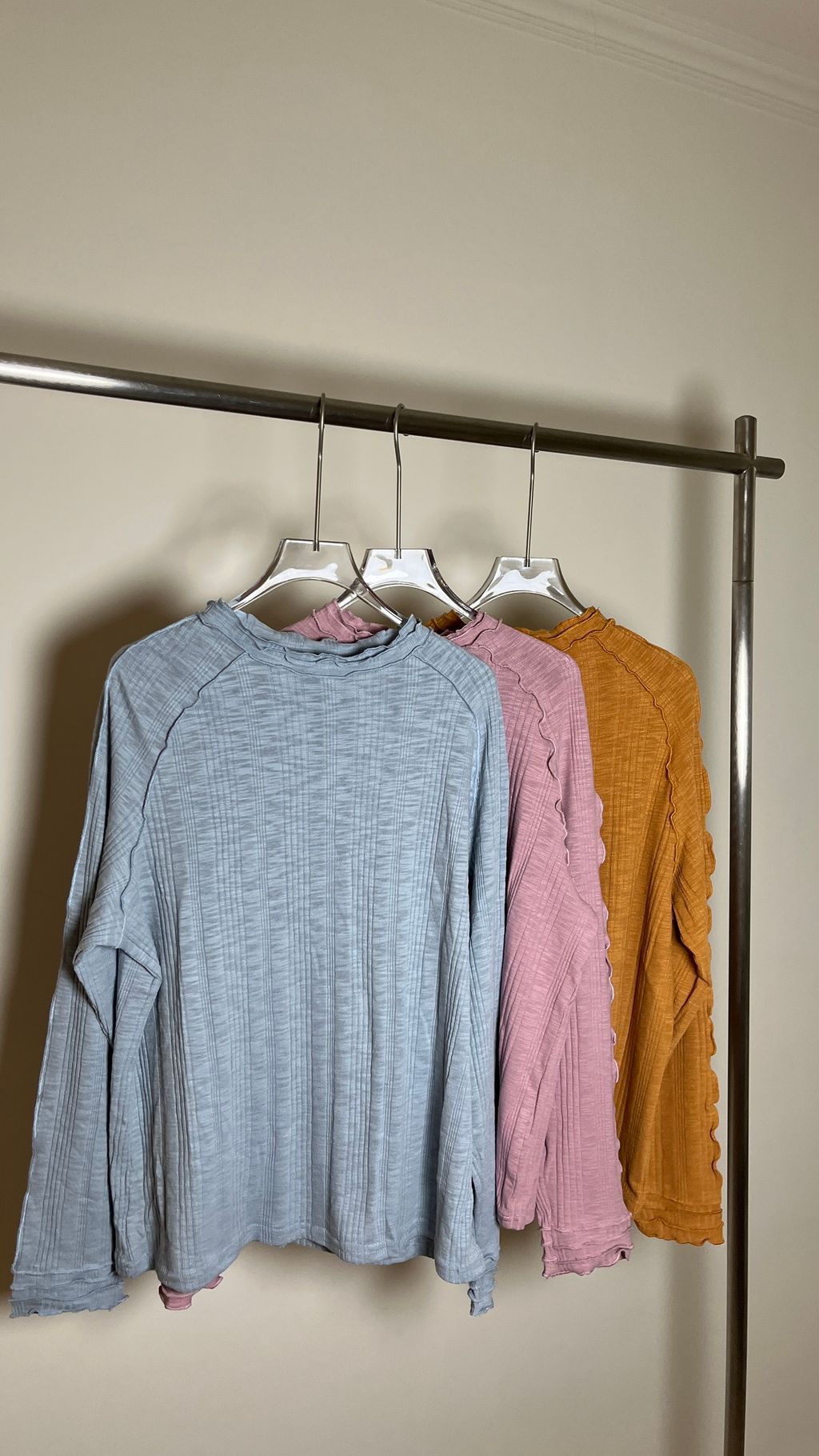 49540435-2592-4141-AF54-4430D3131D0C