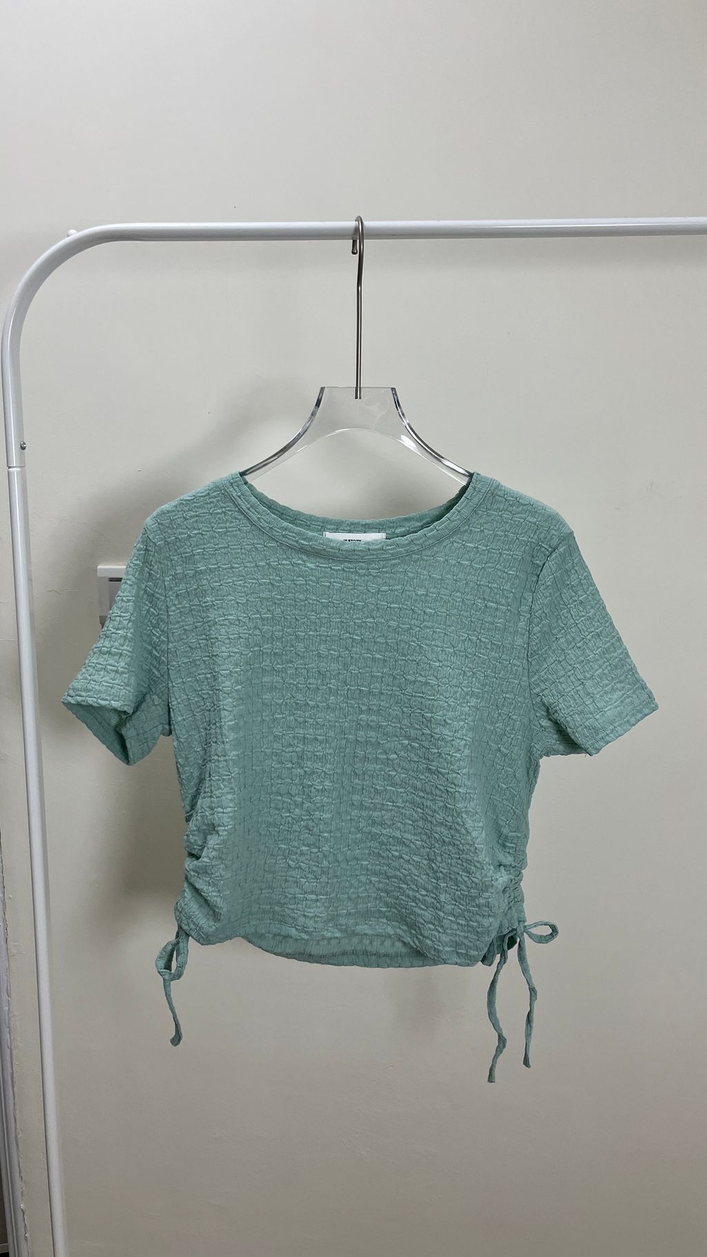 CB61E5EA-02A7-427D-8246-4A3EA7FCE17F