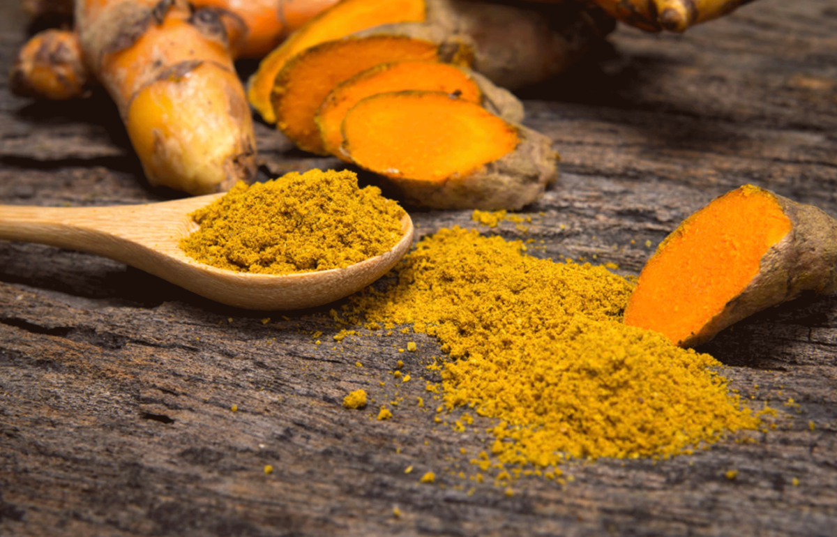 Is turmeric powder good for the skin?