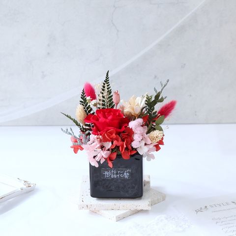 B36B7B22-3155-44CE-B524-366AD24E3319