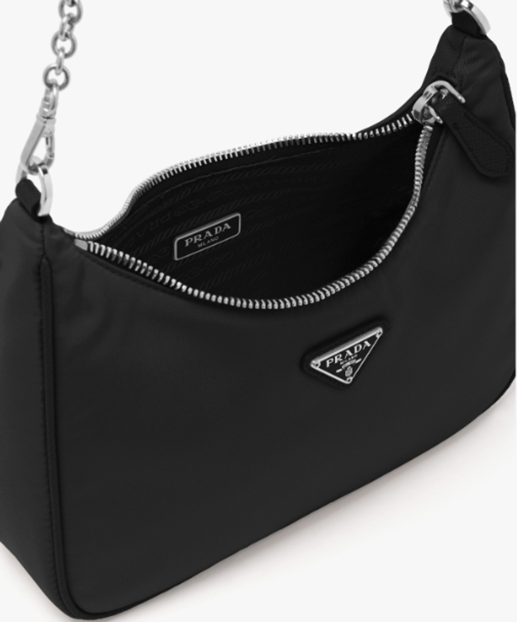 PRADA Re-Edition 2005 bag in Re-Nylon with Strap – MODASIFS