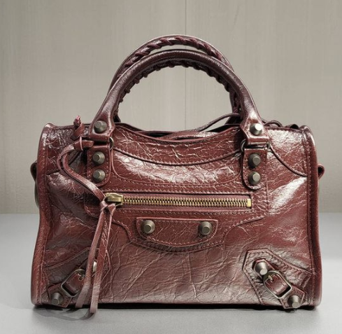 balenciaga classic city aj